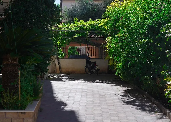 Oreon - 'ophelia' Nafplio